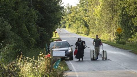 9 migrants found suffering from exposure after crossing U.S.-Canada border in northern Minnesota